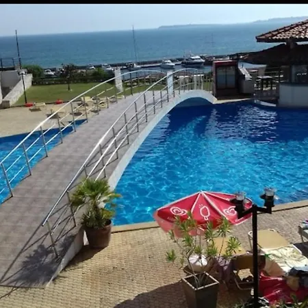 Luxsus Apart Diamond Apartment *